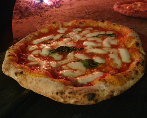 Napolitan pizza